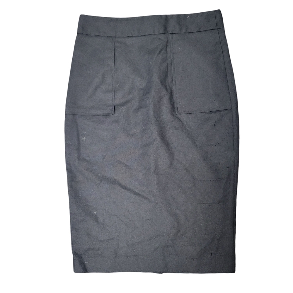 Zara Basic Pencil Skirt Women's. Size Small. Color Black. Pre-owned Condition.